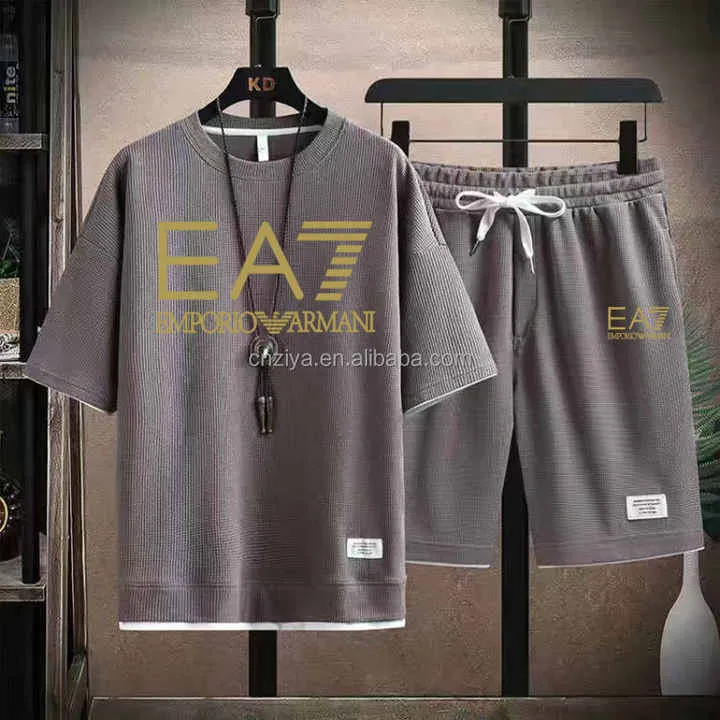 مجموعة الرياضة الصيفية للرجال في الهواء الطلق . Men's Summer Outdoor Sports Set Breathable Print