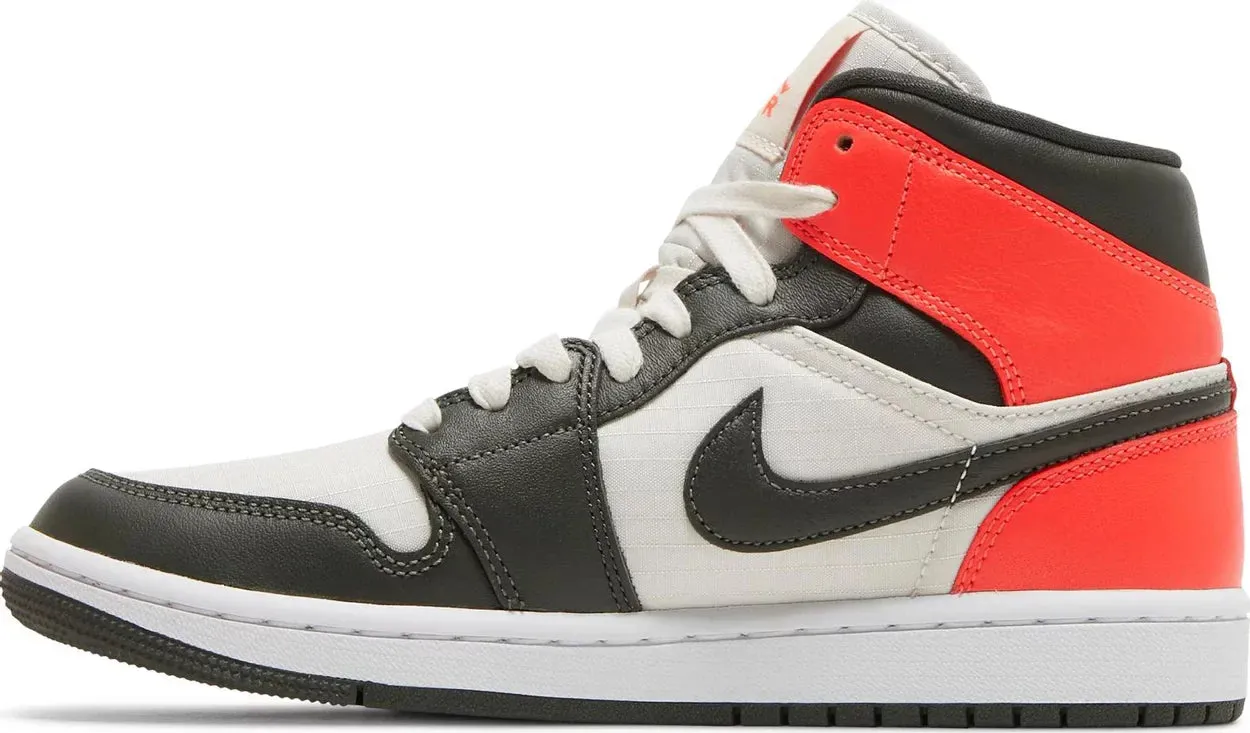 Air Jordan 1 Mid SE "Newsprint"