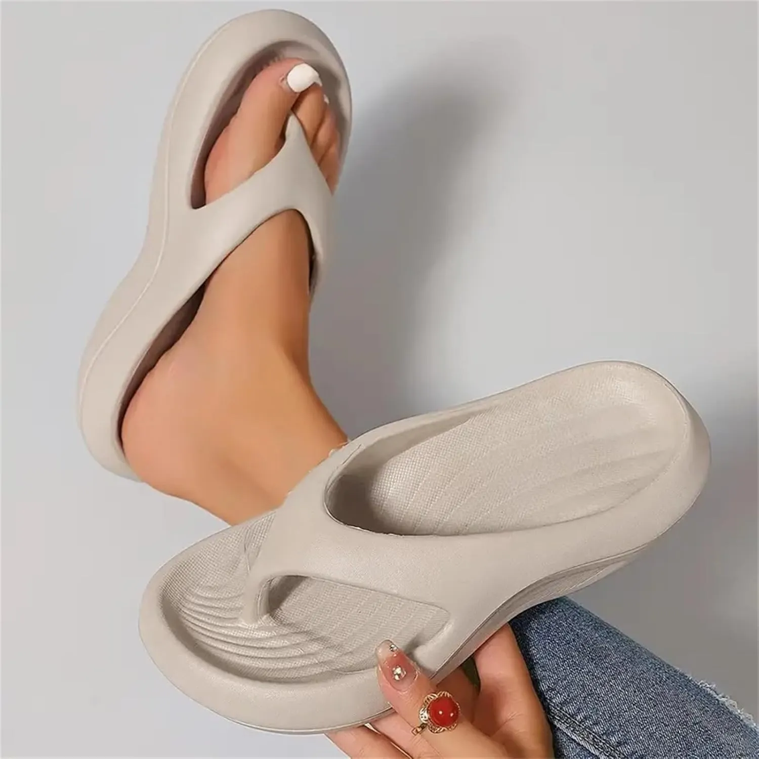 Arch Support Flip Flops for Women Plantar Fasciitis, Orthopedic Sandals, Slip On Thong Sandals, Orthotic Slippers Indoor and Outdoor, Comfortable Walking Slides for All Day Wear, Ladies Wedge Slippers