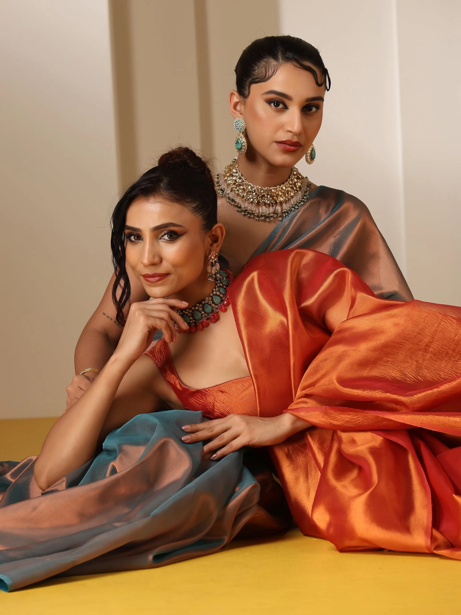 Banarasi Blue Copper Saree with Crushed Pallu and Blouse Fabric