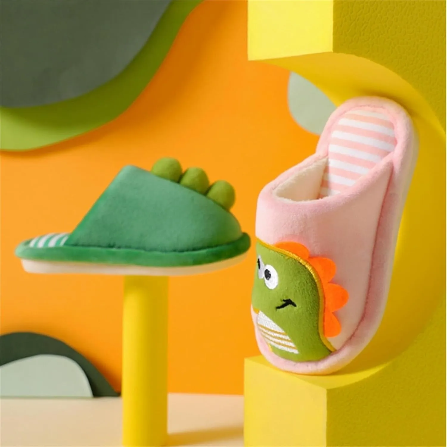 Cartoon Slippers for Girls Boys Cute Soft Plush Anti-Slip House Shoes Kids Slippers with Memory Foam Warm Indoor