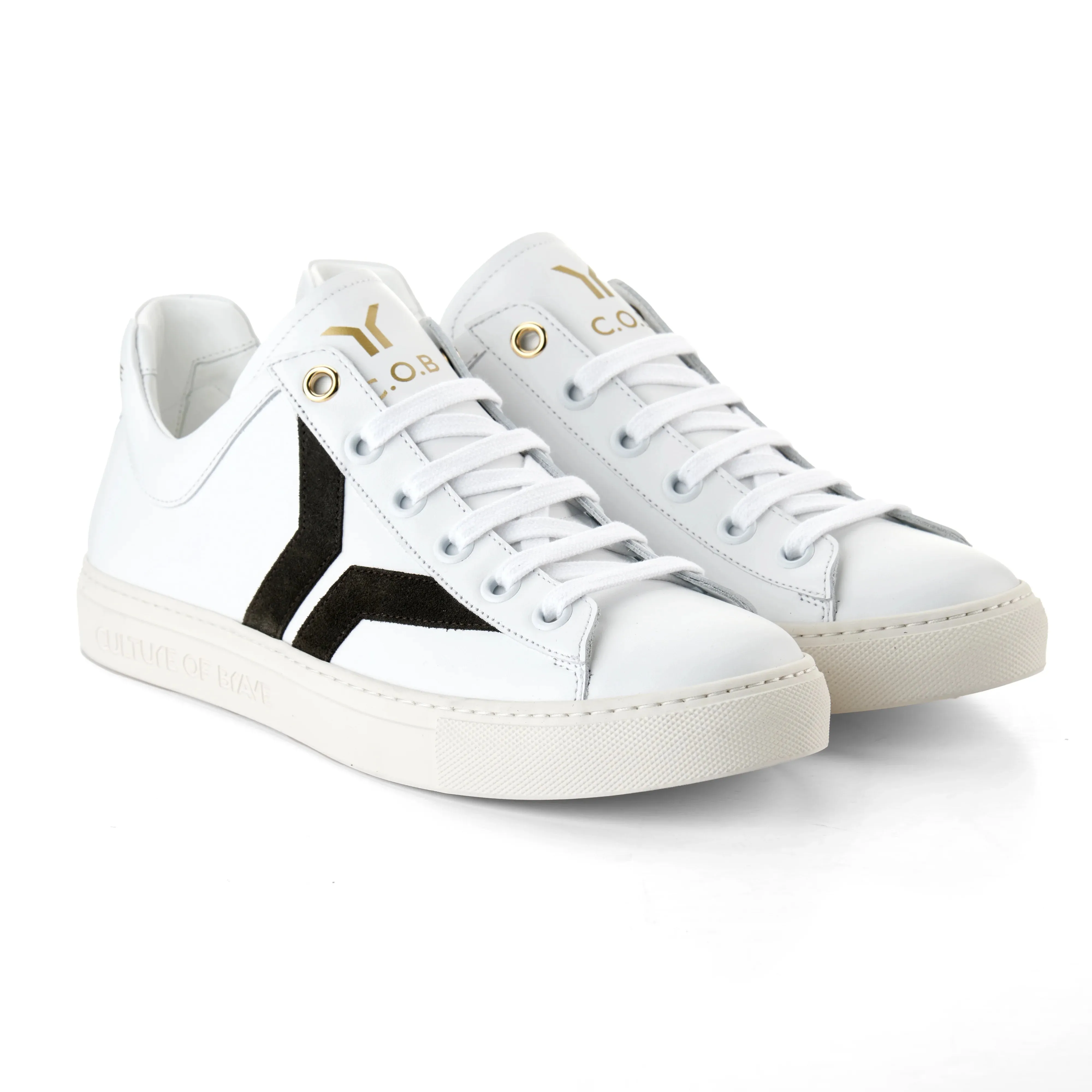 Courage Low Tracker Sneaker | White & Brown