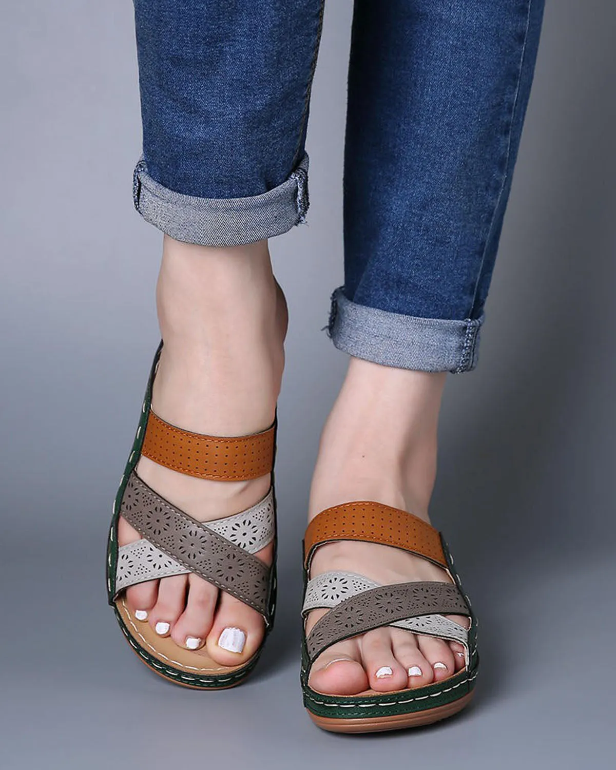 elveswallet Retro multi-color spliced slippers
