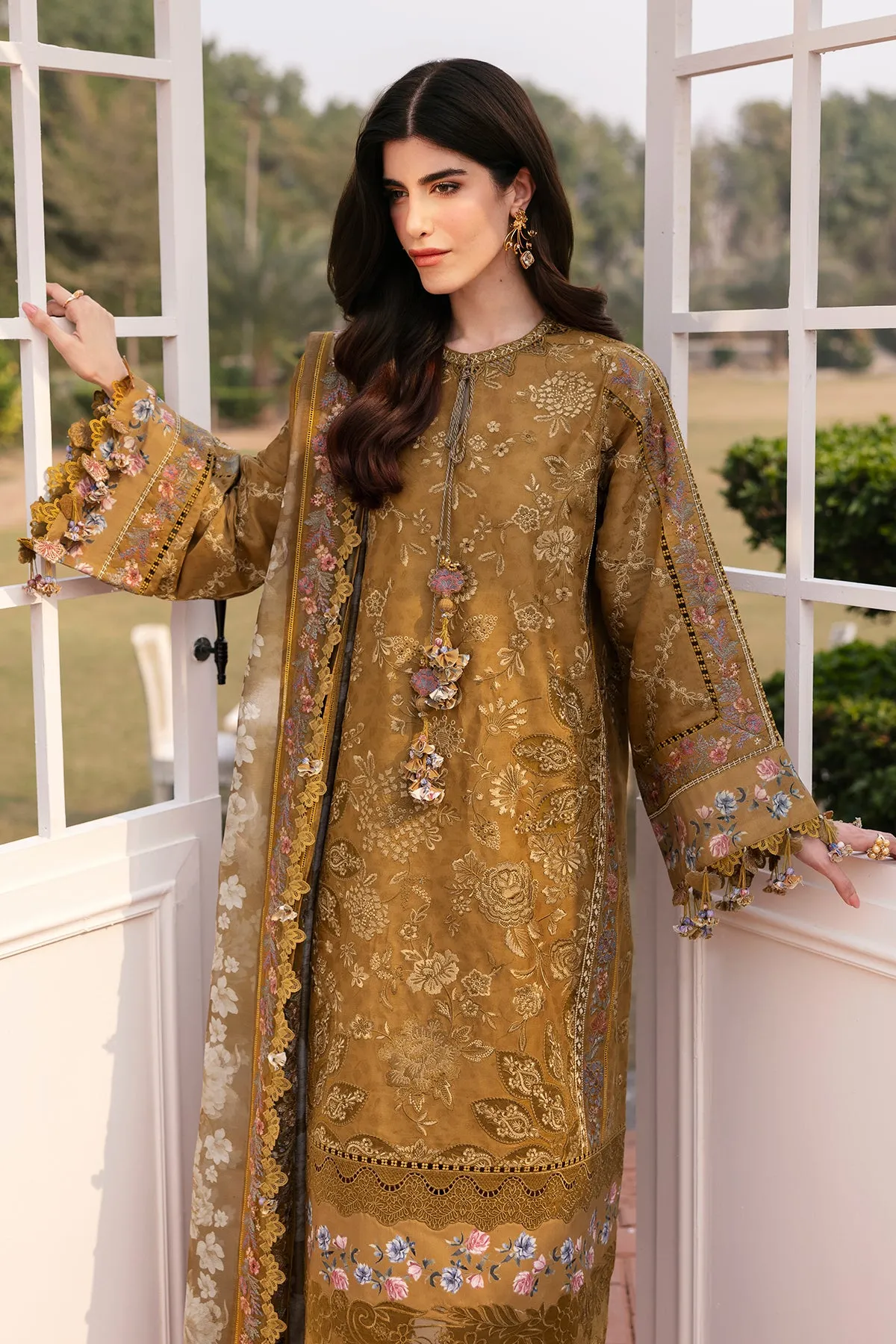 EMBROIDERED LAWN EL-D03 UNSTITCHED