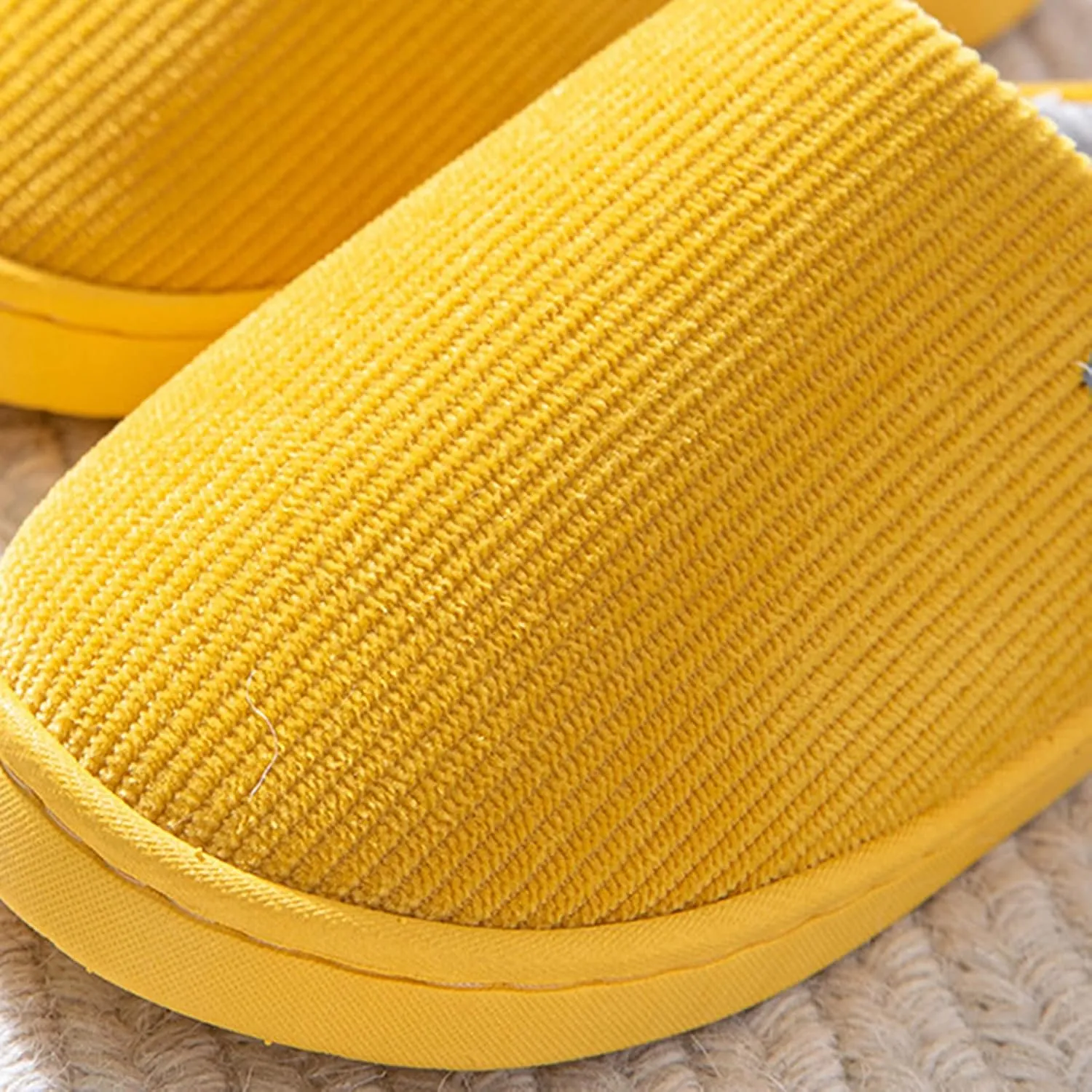 House Shoes for Women Slippers Non Slip Mens Winter House Shoes Non Slip Slippers Womens Black Fluffy Slippers Closed Reindeer Christmas Decoration Gifts for Him 2023