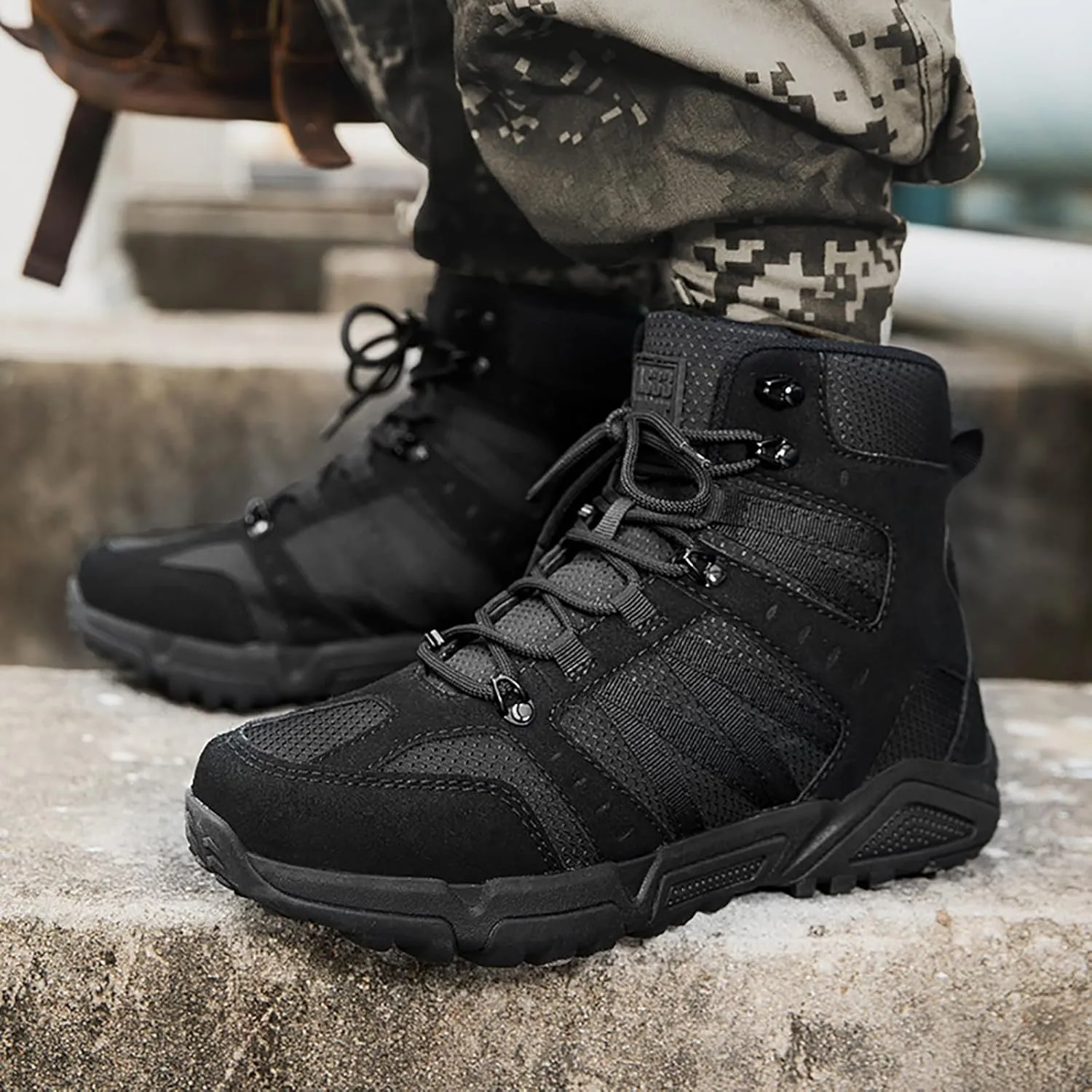 Mens Military Tactical Boots Combat Boots Breathable Police Patrol Boots Army Boots Waterproof Hiking Boots