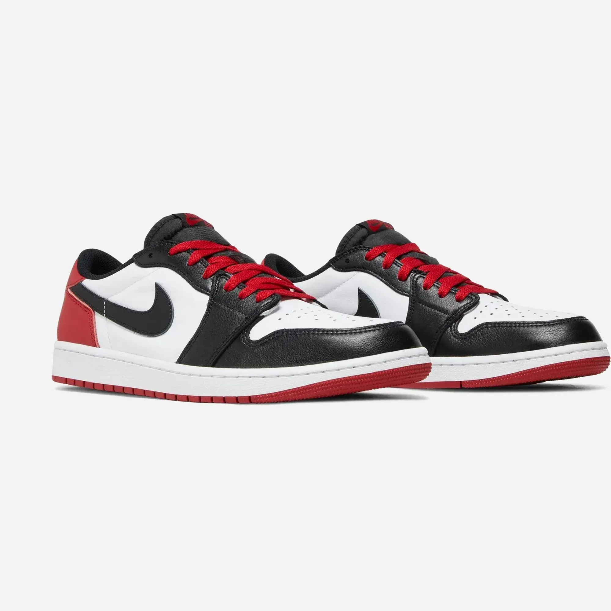 Nike Jordan 1 Retro Low OG Black Toe (2023)