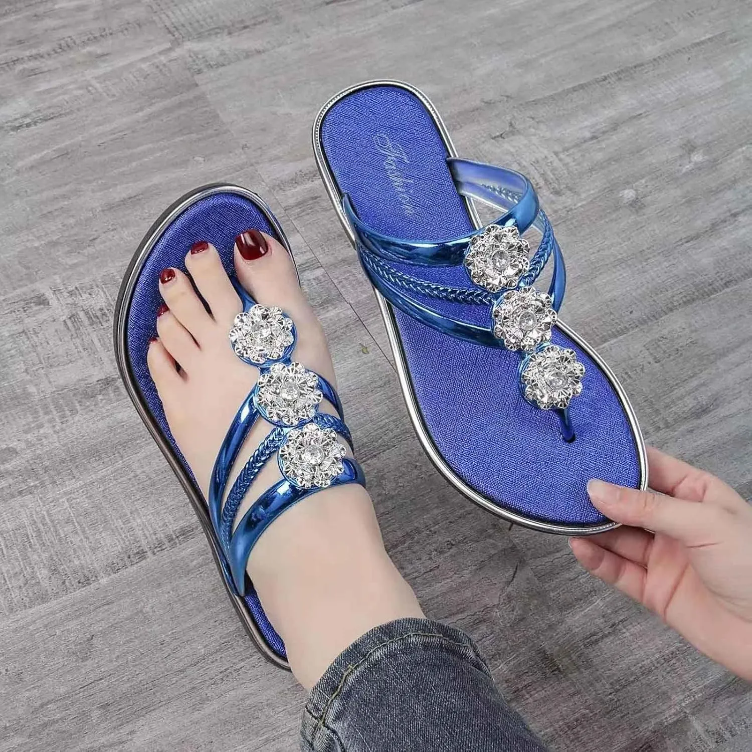 Rhinestone Womens Flip Flops Vacation Travel Outdoor Beach Sandals Walking Thong Slip on Plantar Fasciitis Shoes