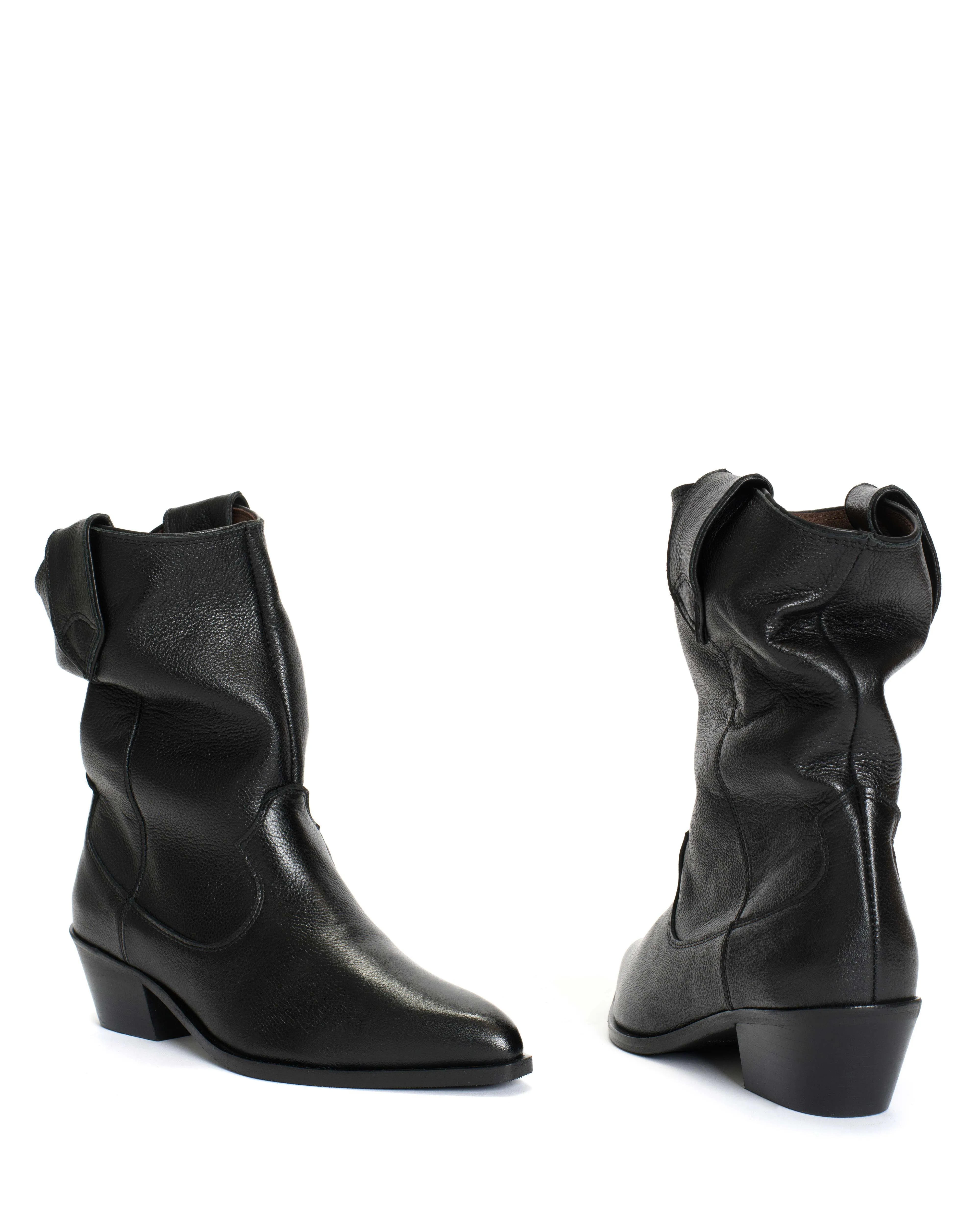 Saseline 35 Grained soft calf Black