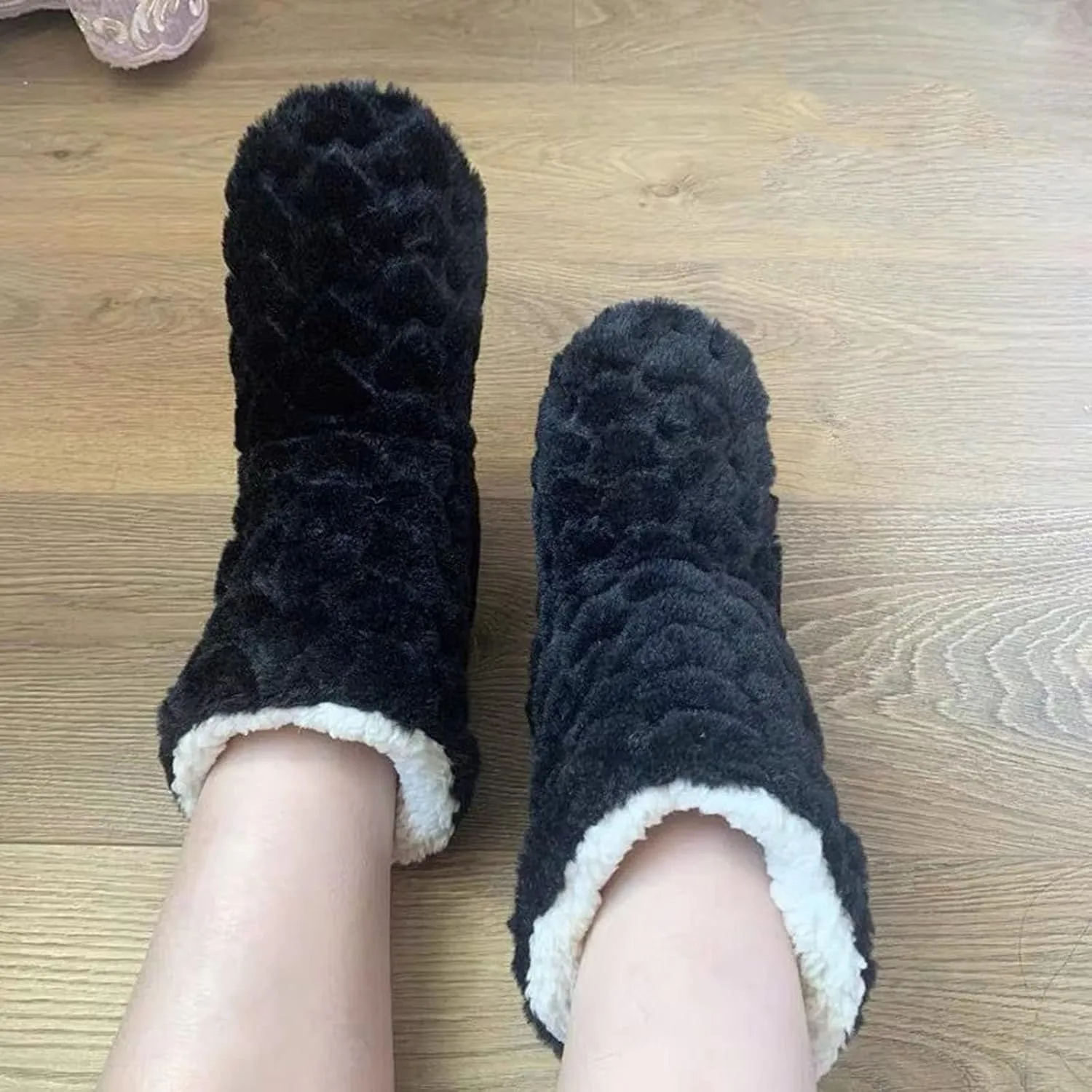 SBGMoSJ Winter Slippers for Women Indoor and Outdoor Warm Indoor Shoes Fuzzy Slipper Sandals Warm Slippers for Women Indoor Lightweight Christmas Pillow Covers 20x20 Gifts for Him 2023
