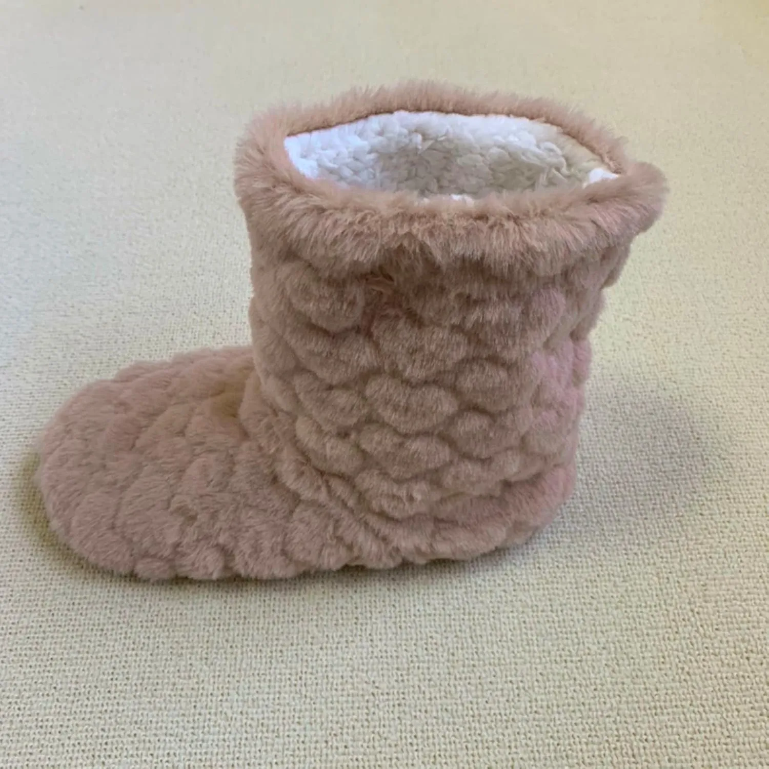 SBGMoSJ Winter Slippers for Women Indoor and Outdoor Warm Indoor Shoes Fuzzy Slipper Sandals Warm Slippers for Women Indoor Lightweight Christmas Pillow Covers 20x20 Gifts for Him 2023