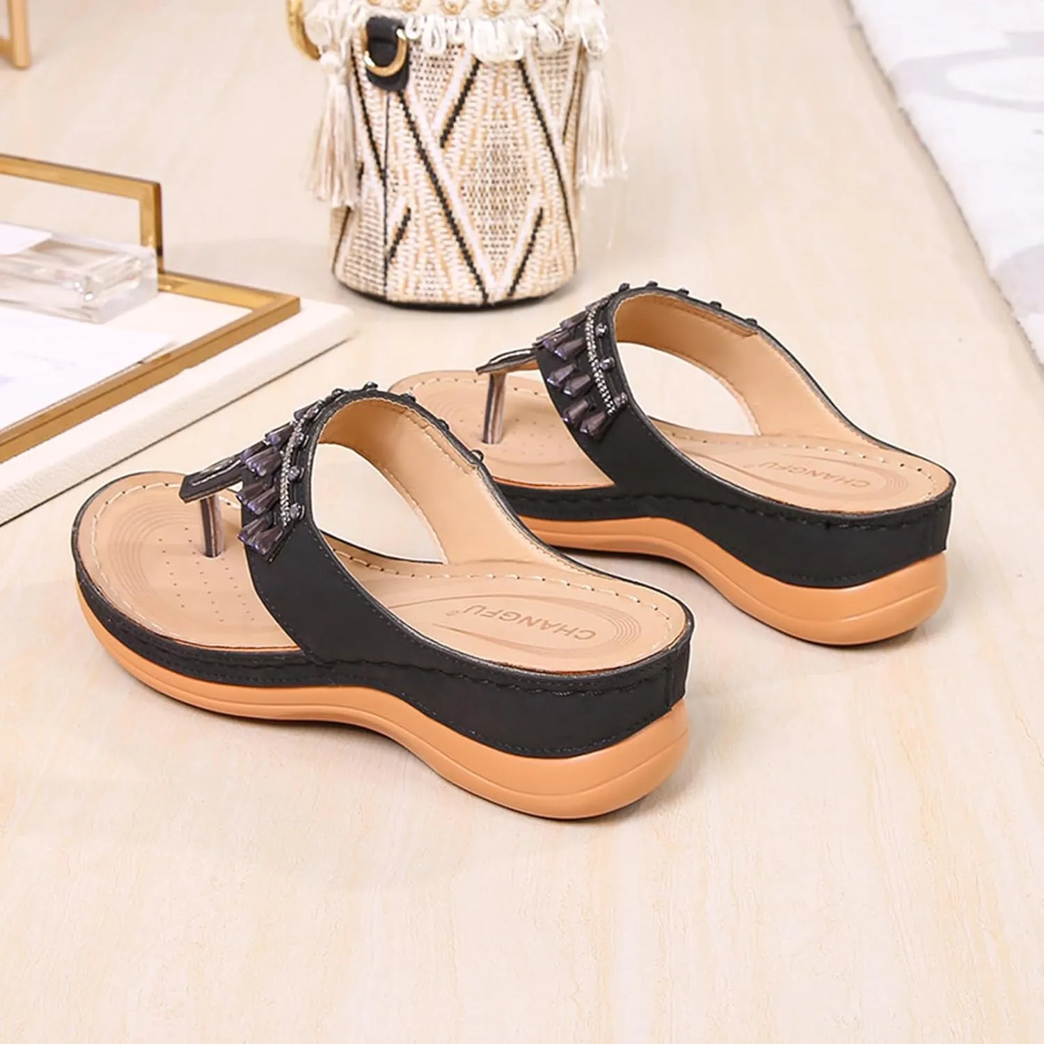 Slide Wedges Sandals for Women T Strap Sandals Low Wedges Open Toe Wide Width Orthopedic Slippers Slip On Casual Shoes Comfort Wear Shoes for Beach Vacation Outdoor Breathable Shoe Womens Sandals