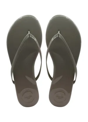 Solei Sea Indie Classic Thin Strap Sandal Light Taupe Patent