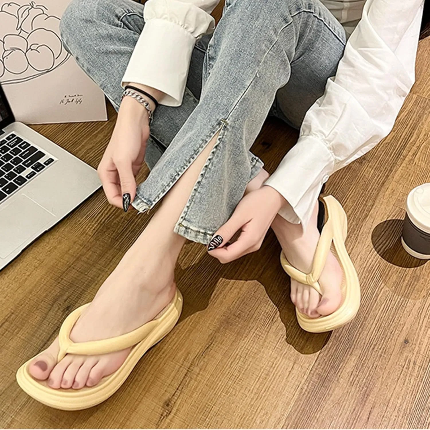 Womens Pillow Flip Flops with Arch Support Beach Walking Slides Block Heel Wedged Slippers Summer Dress Sandals