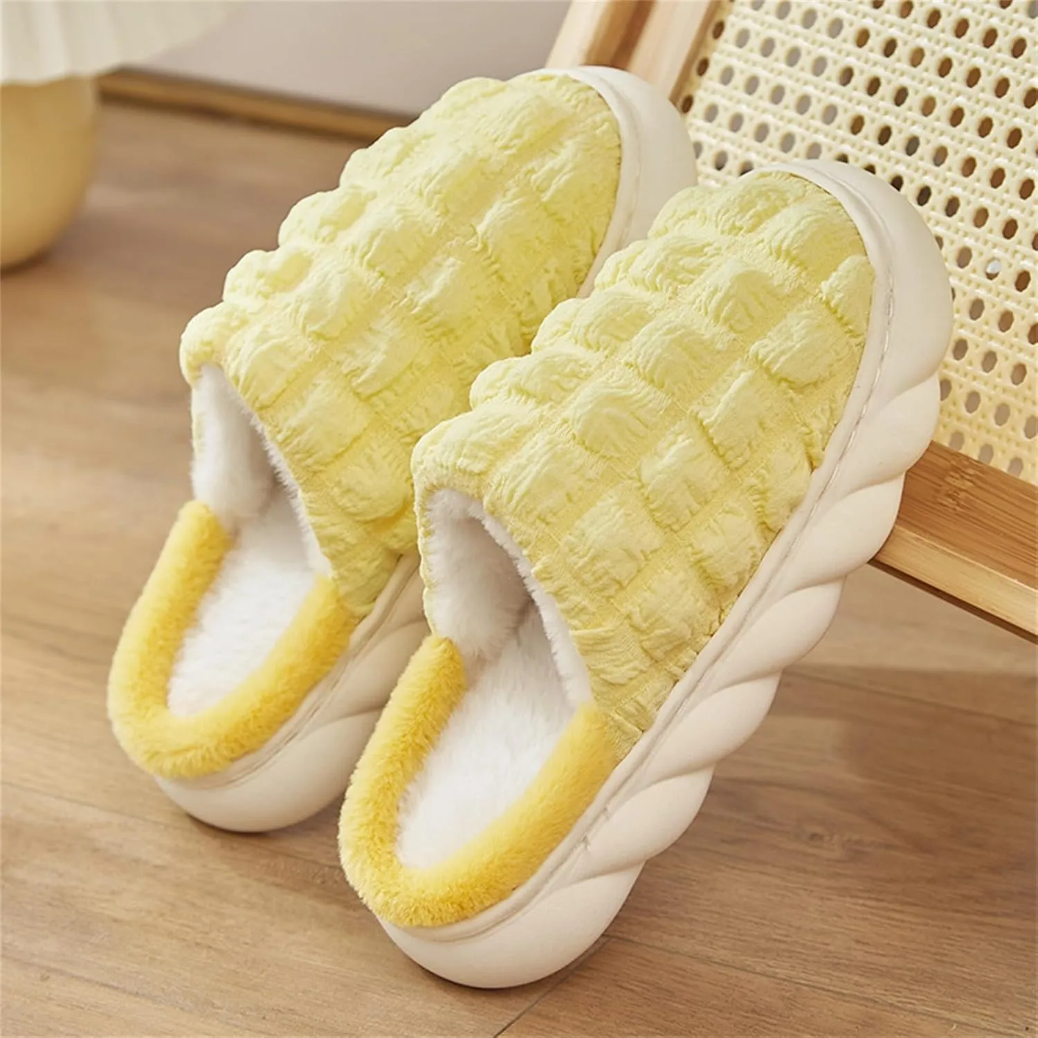 Womens Winter Slippers with Arch Support Winter House Slippers Mens Winter Slippers for Men Wide Feet Plush Slippers for Women Soft Fuzzy Christmas Shower Curtains for Bathroom Gifts for Husband 2023
