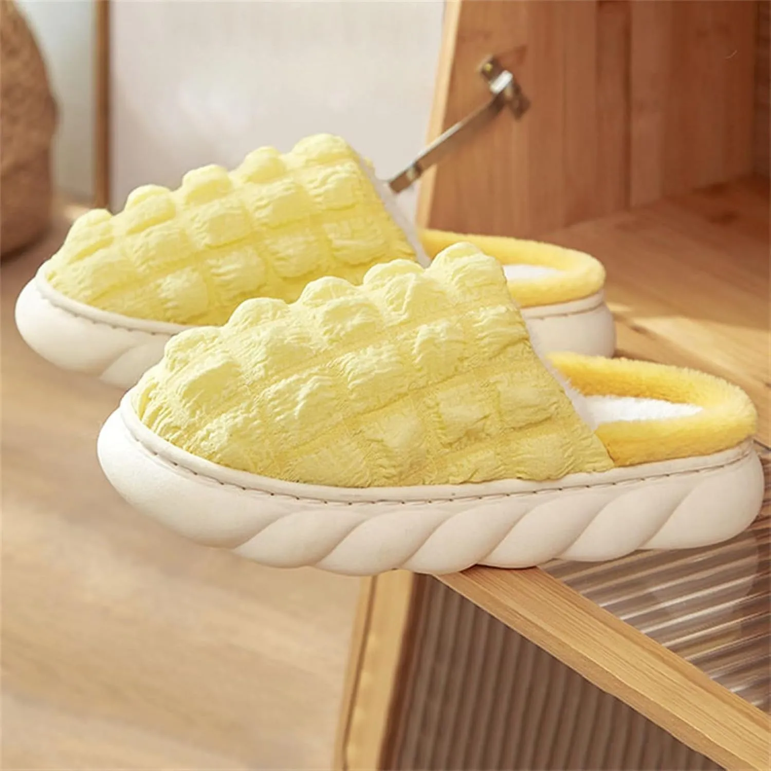 Womens Winter Slippers with Arch Support Winter House Slippers Mens Winter Slippers for Men Wide Feet Plush Slippers for Women Soft Fuzzy Christmas Shower Curtains for Bathroom Gifts for Husband 2023